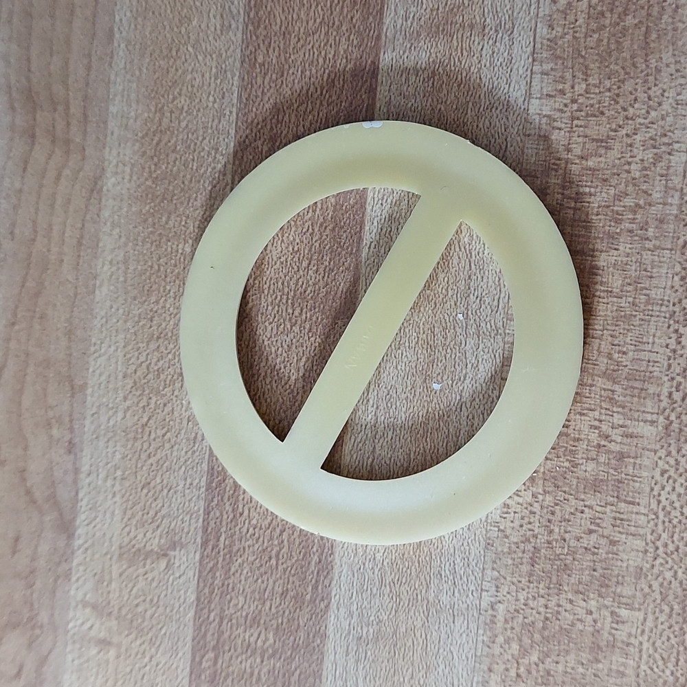 Vintage Ivory & Gold Scarf / T-shirt Slide - Picture 3 of 5